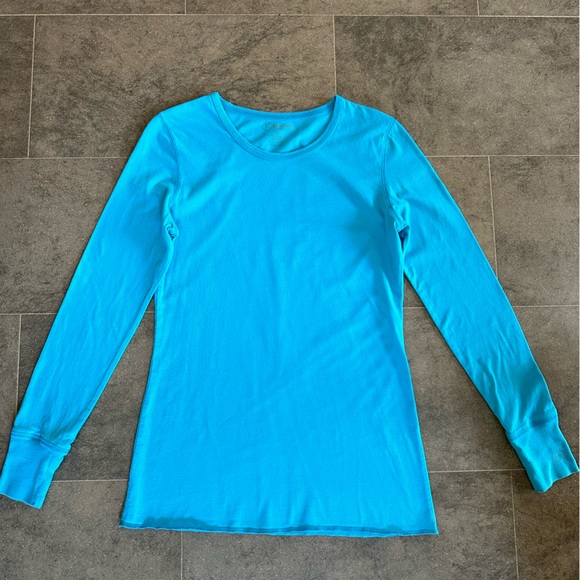Peaches long sleeved tee. Teal blue. Women’s Medium. - Picture 2 of 8